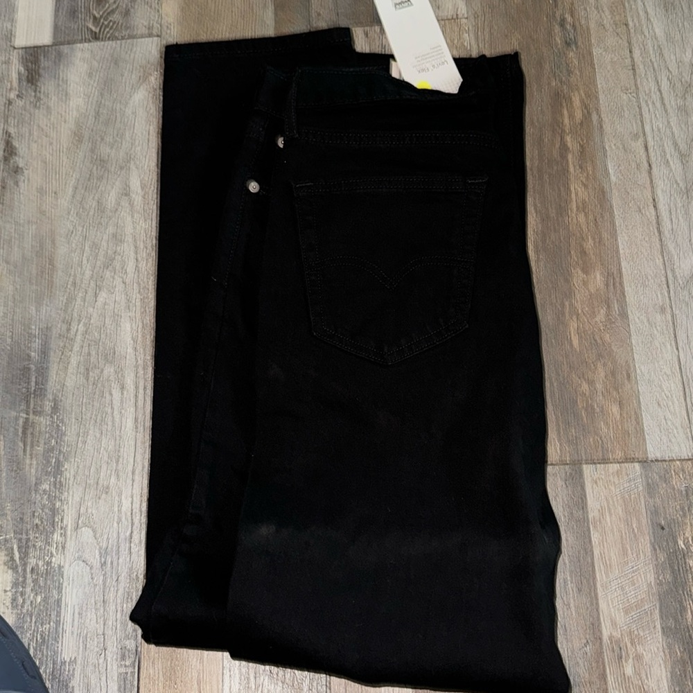 Black Levi jeans